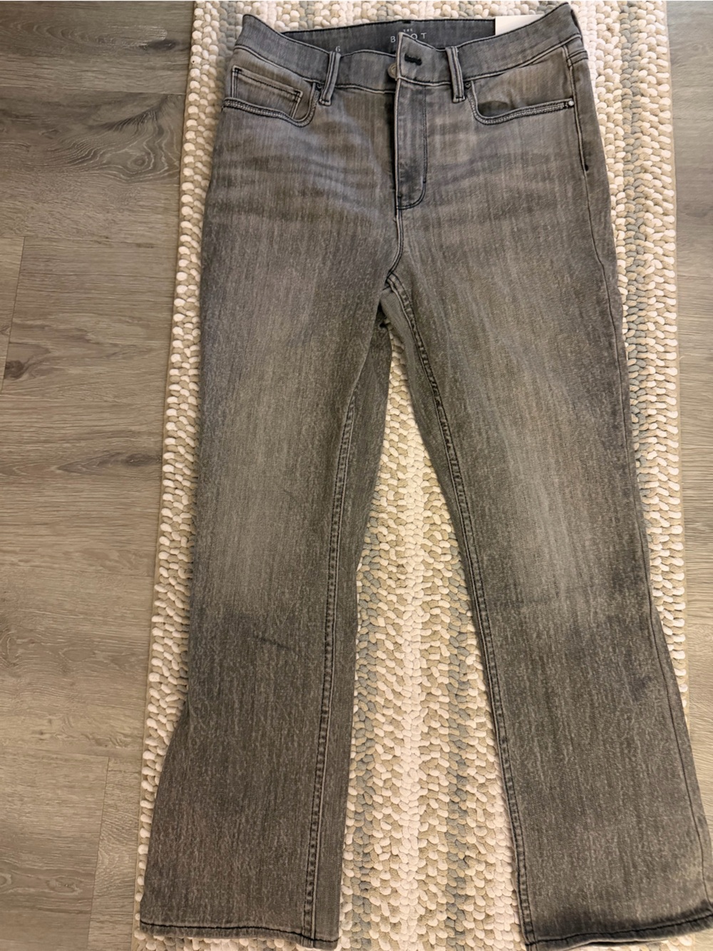 White House Black Market Women's Gray Cropped Straight-Leg Jeans